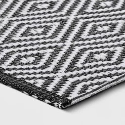 Diamond Check Indoor/Outdoor Rug - Room Essentials™ -Target GUEST ee6ed4e6 522b 45a4 817b 0fdcbd433976